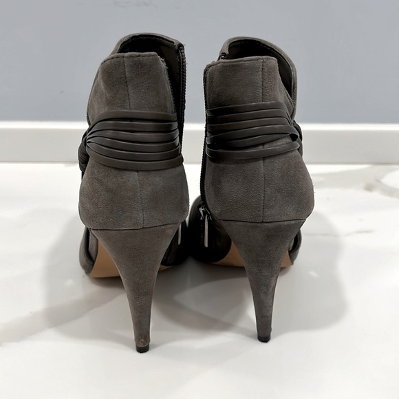 Vince Camuto Annavay Open Toe Booties - Picture 4 of 6
